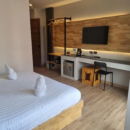Diva Boutique Hotel Patong Exterior photo